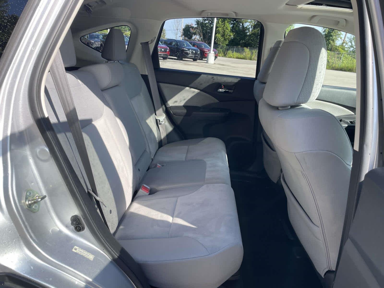 Used 2015 Alabaster Silver Metallic Honda EX image 26