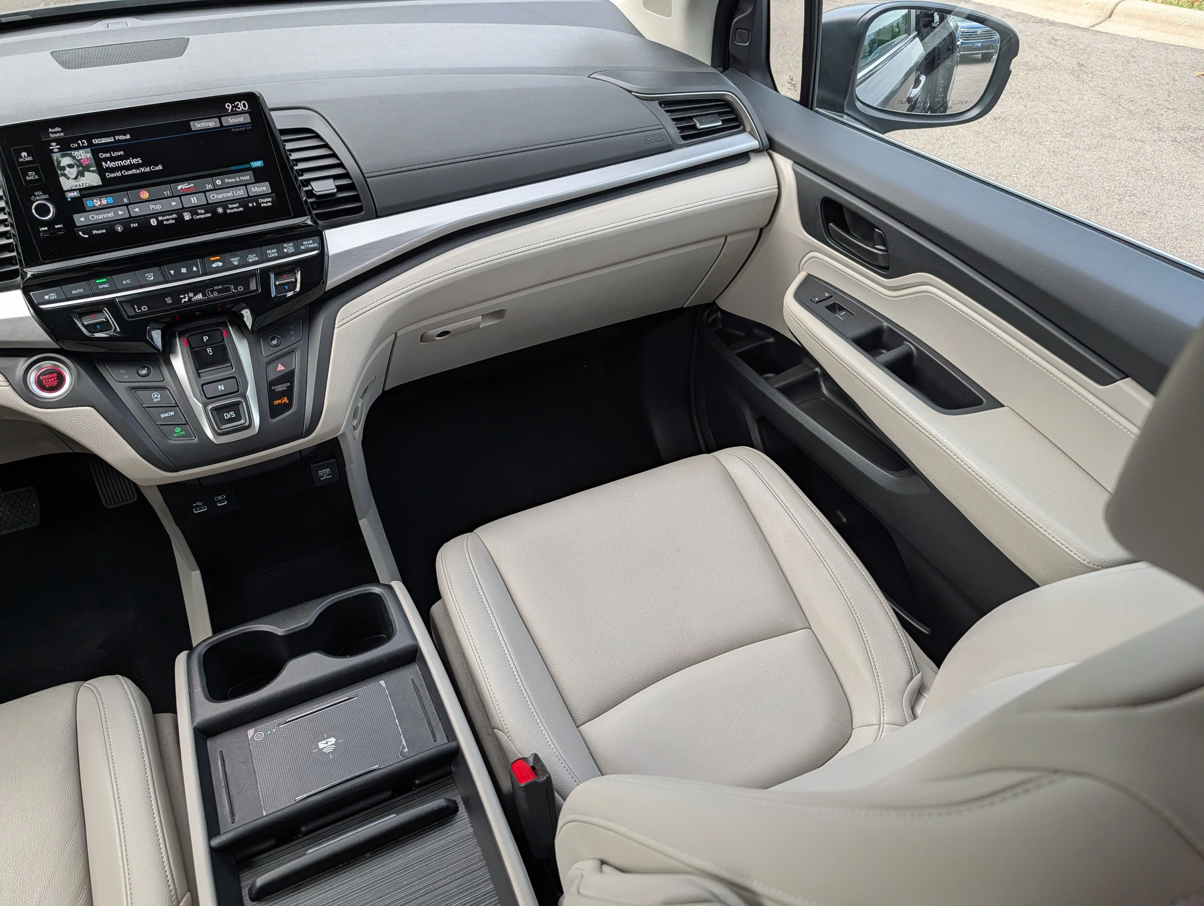 Used 2025 Modern Steel Metallic Honda EX-L image 11