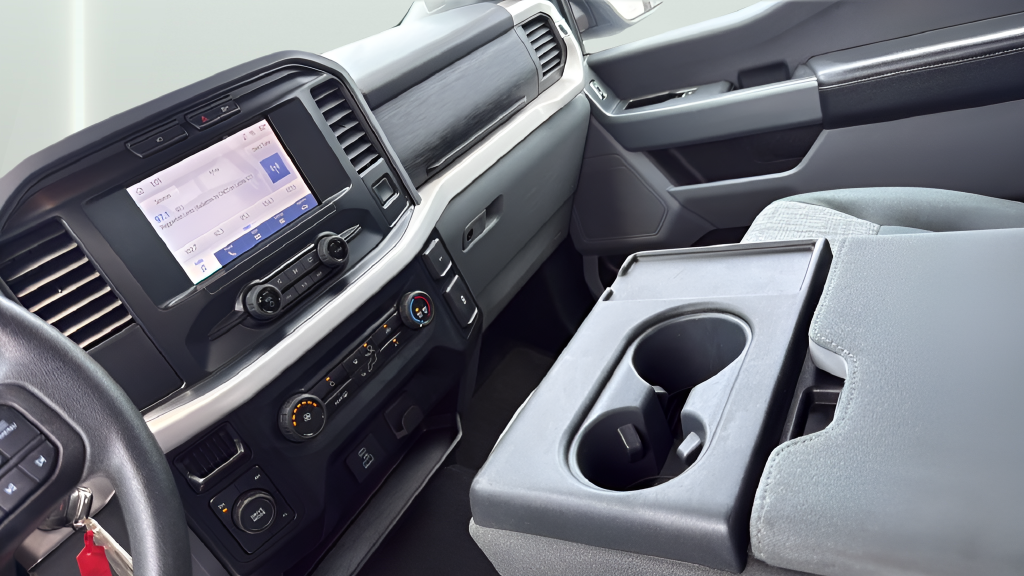 Used 2023 Blue Ford XLT image 20