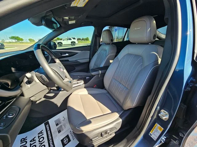 Used 2024 Ocean Blue Metallic Buick Avenir image 17