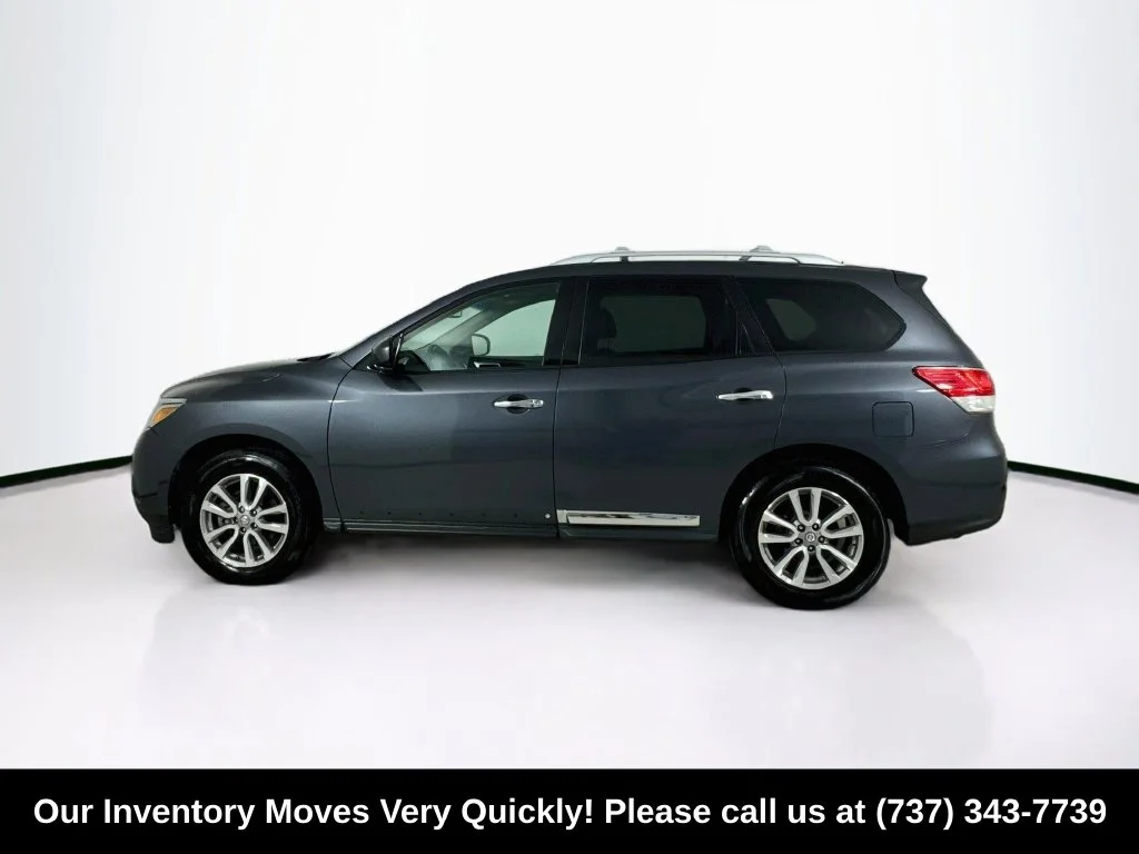 Used 2013 Dark Slate Nissan SL image 4