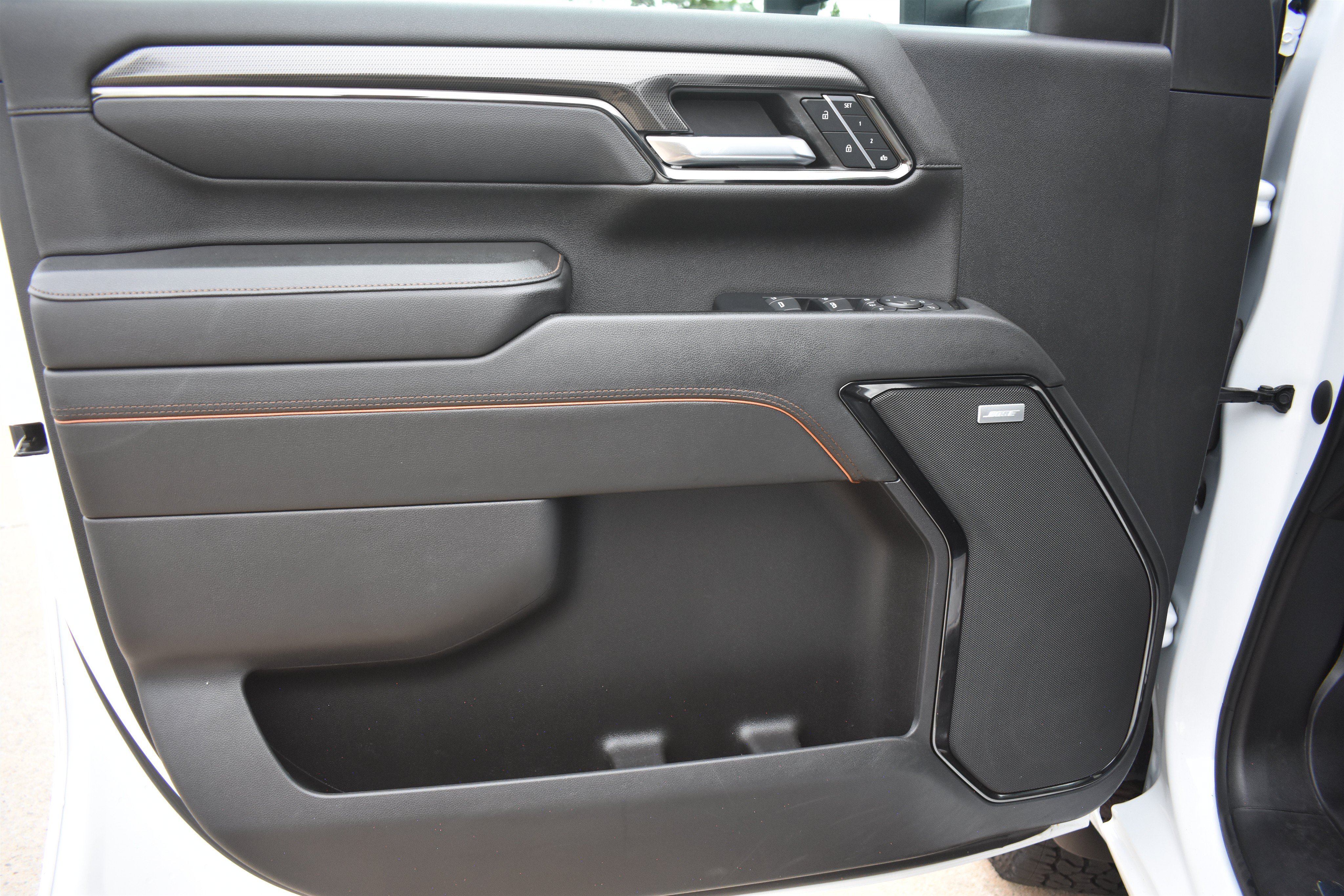 2024 GMC Sierra 2500HD AT4 - Photo 16