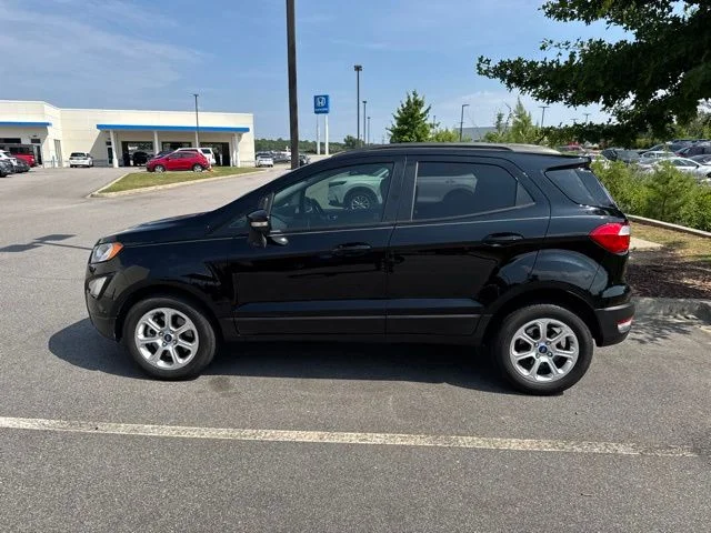 Used 2018 Shadow Black Ford SE image 5