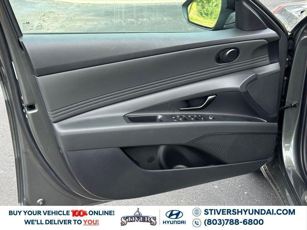 New 2026 Gray Hyundai SEL Sport image 23