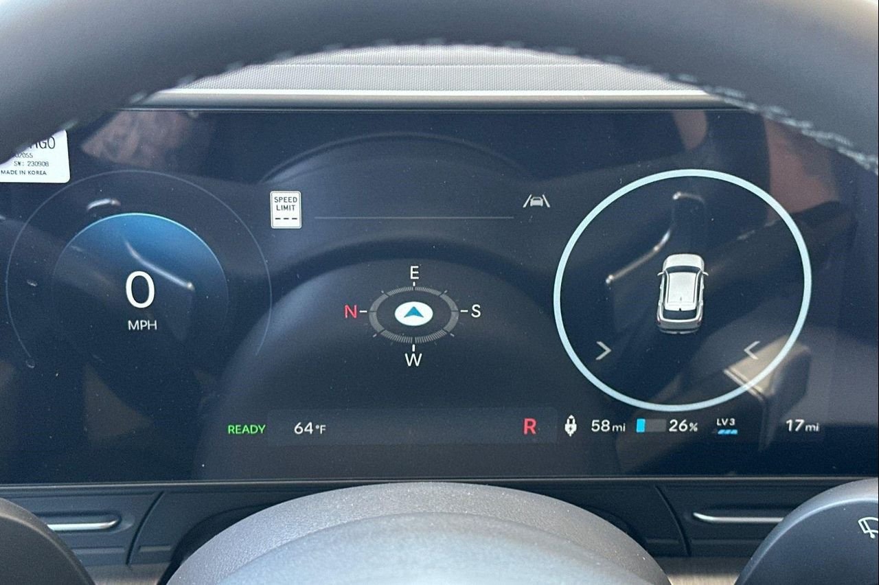 2025 Hyundai Kona EV SEL - Photo 30