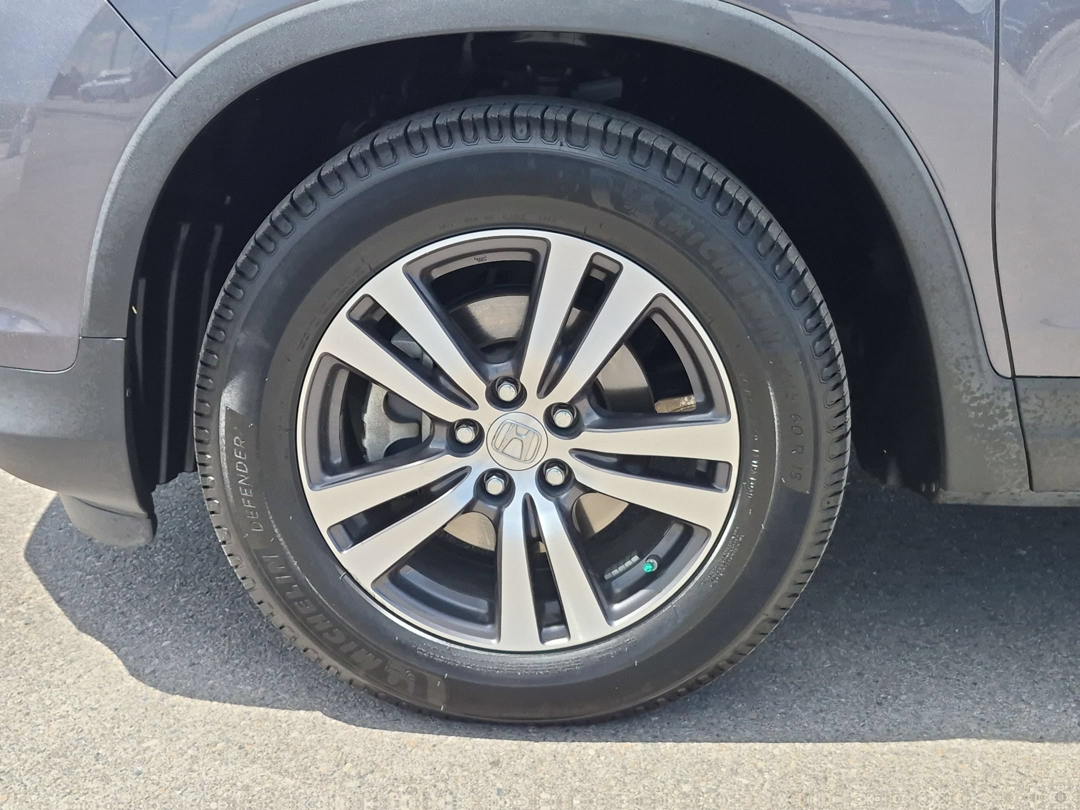 Used 2018 Black Honda EX-L image 11