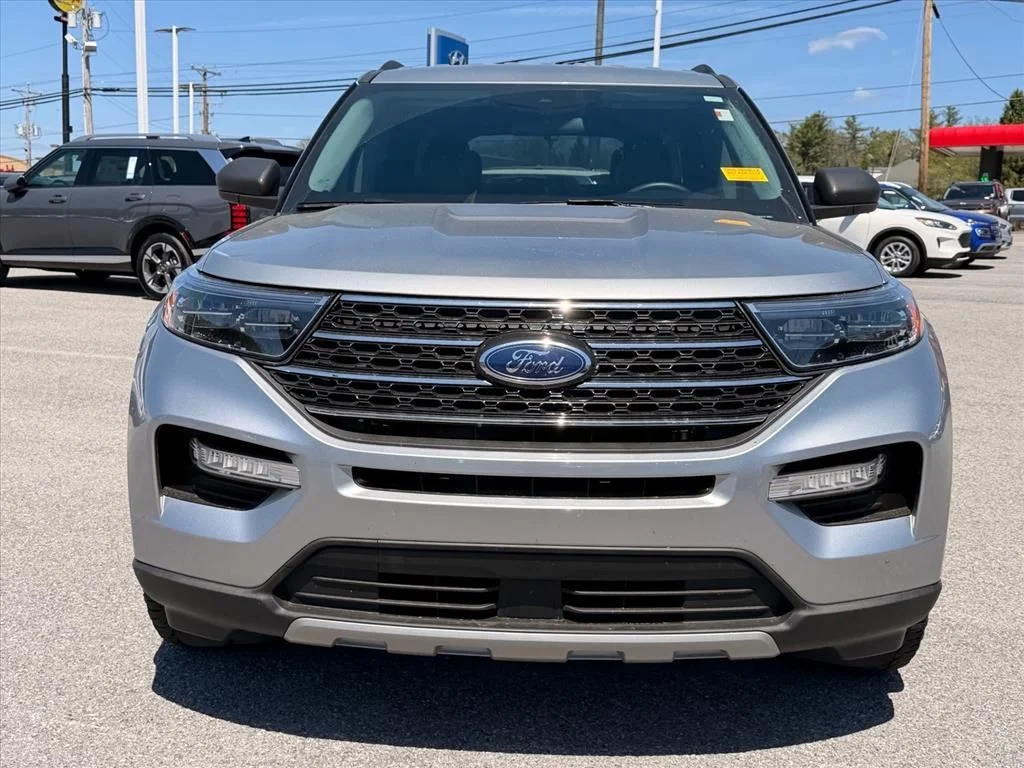 Used 2023 Silver Ford XLT image 18