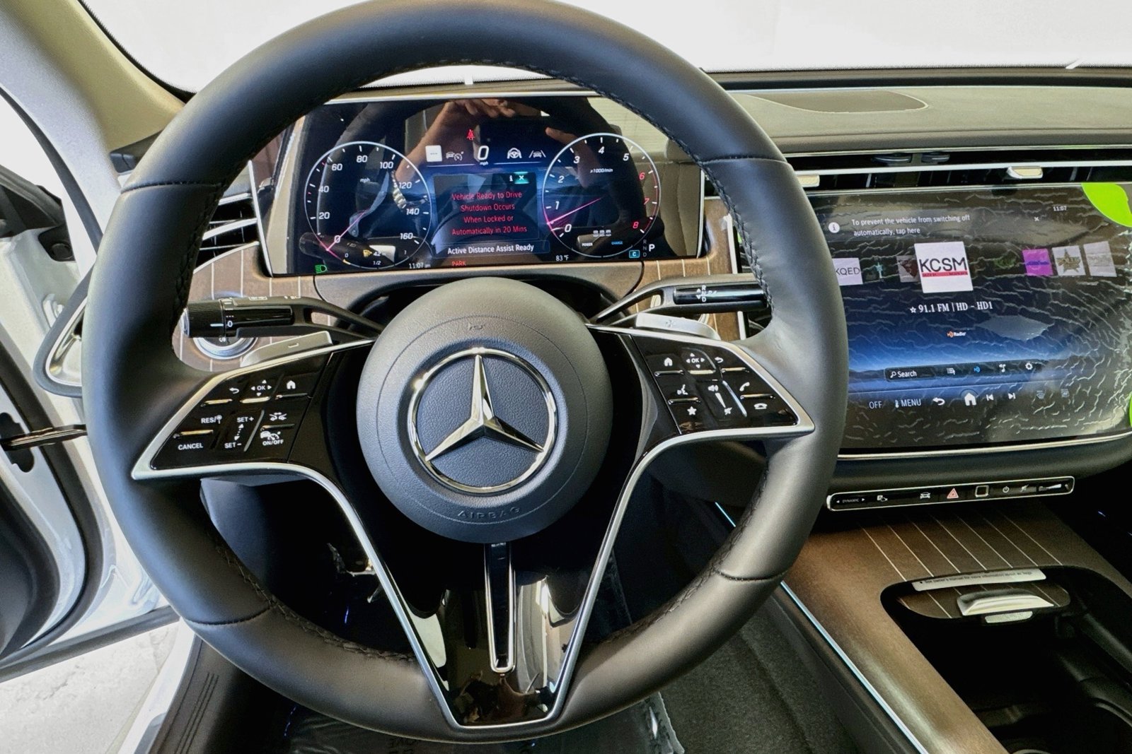 New 2027 Polar White Mercedes-Benz E 450 image 11