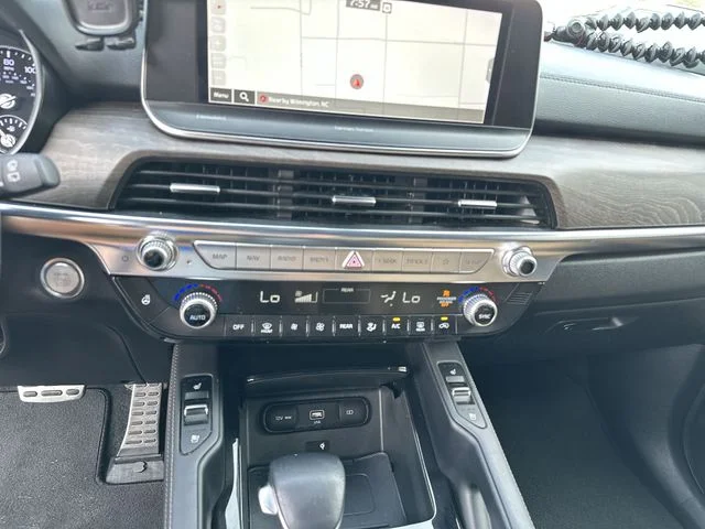 Used 2022 Black Kia SX image 20