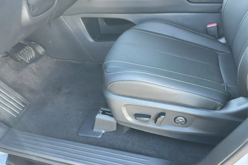 New 2027 HARBOR GRAY INFINITI Sport AWD image 18