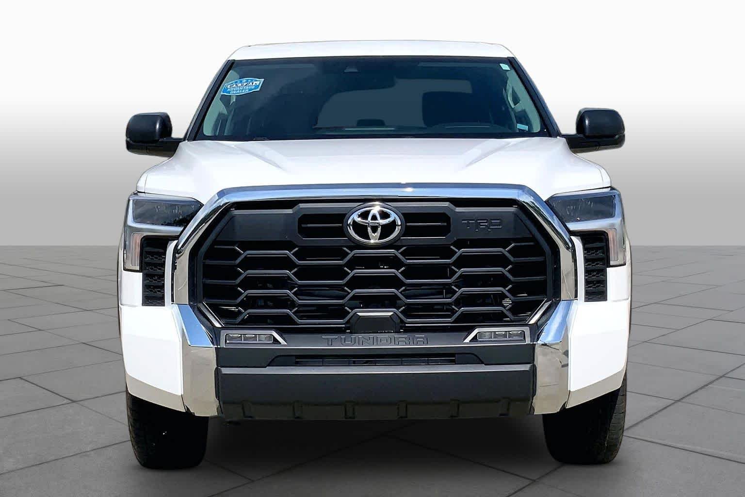 Used 2024 Ice Cap Toyota SR5 image 4