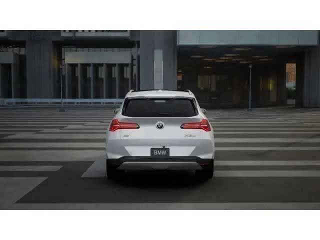 New 2026 Mineral White Metallic BMW 30 xDrive image 5