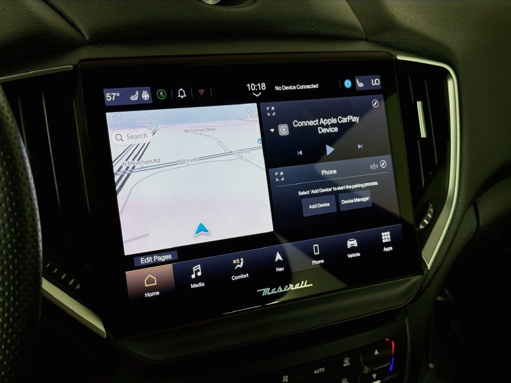 Used 2022 Black Maserati Modena Q4 image 15