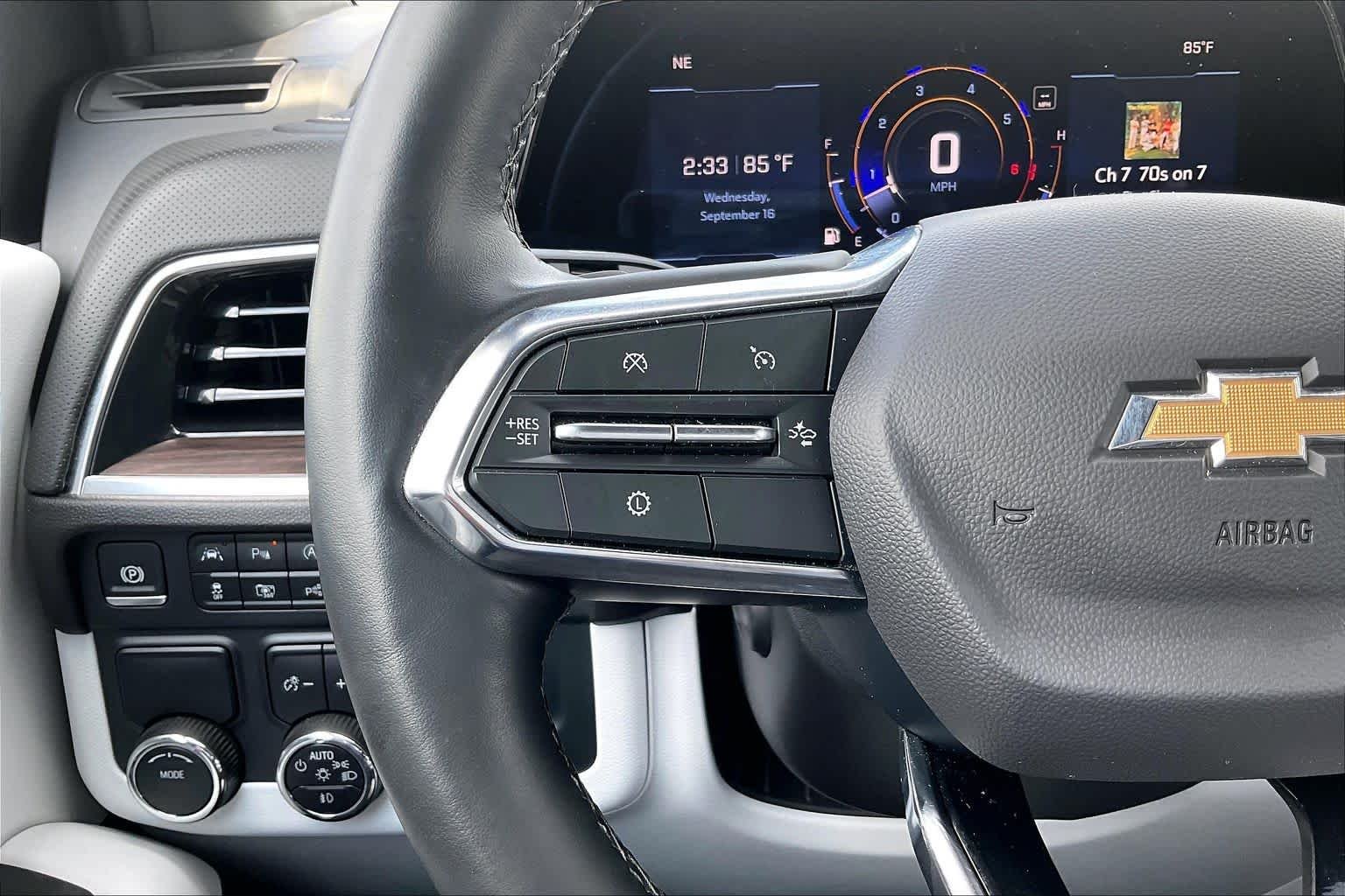 2025 Chevrolet Tahoe Premier - Photo 23