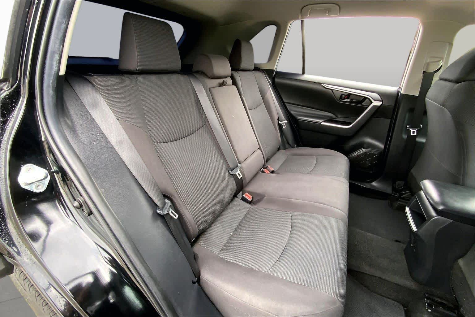 Used 2021 Midnight Black Metallic Toyota LE image 19
