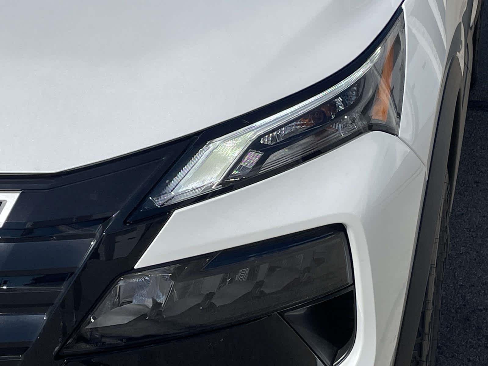 New 2026 Everest White Pearl Tricoat Nissan Rock Creek image 12