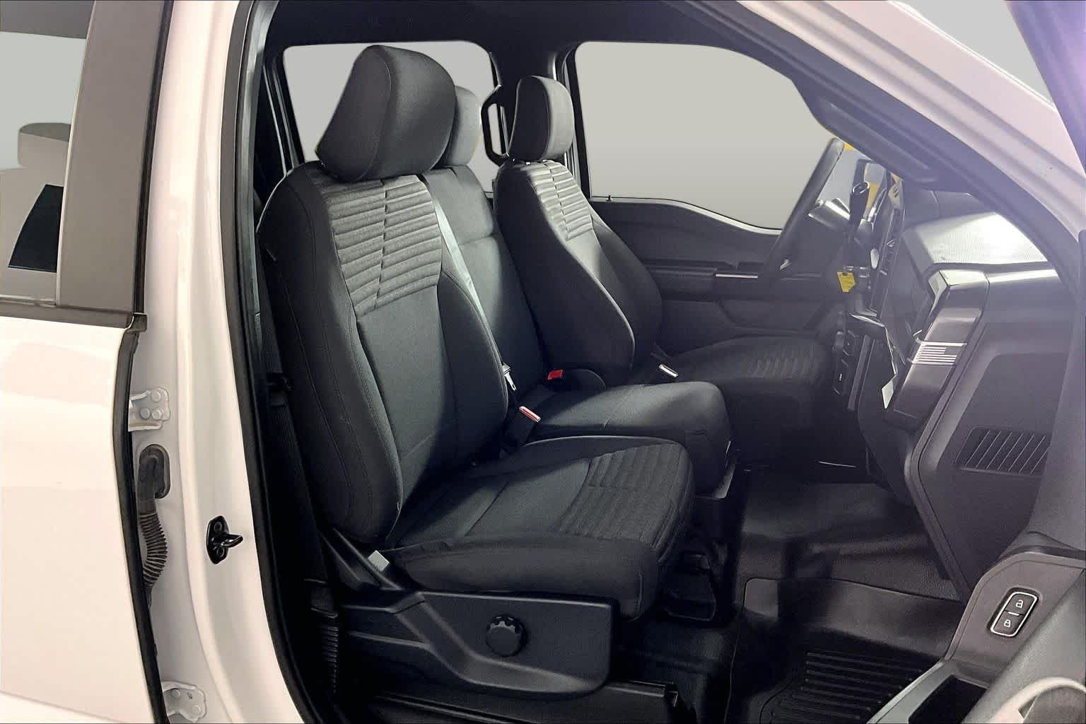 Used 2023 Oxford White Ford XL image 9