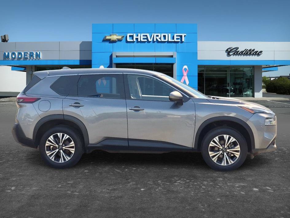 Used 2023 Gun Metallic Nissan SV image 6