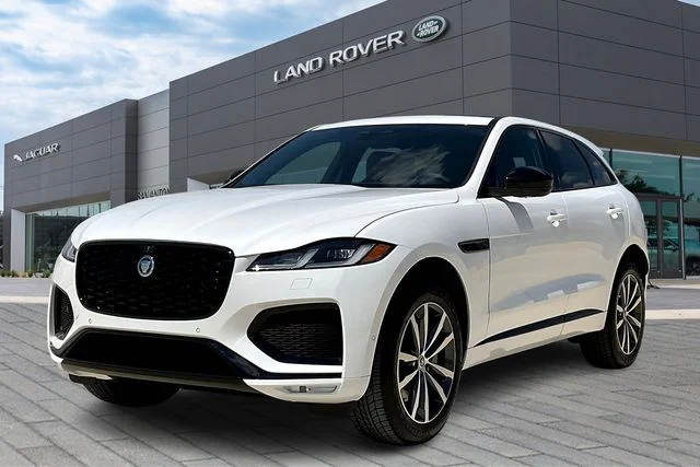 2026 Jaguar F-PACE P250 R-Dynamic S's photo