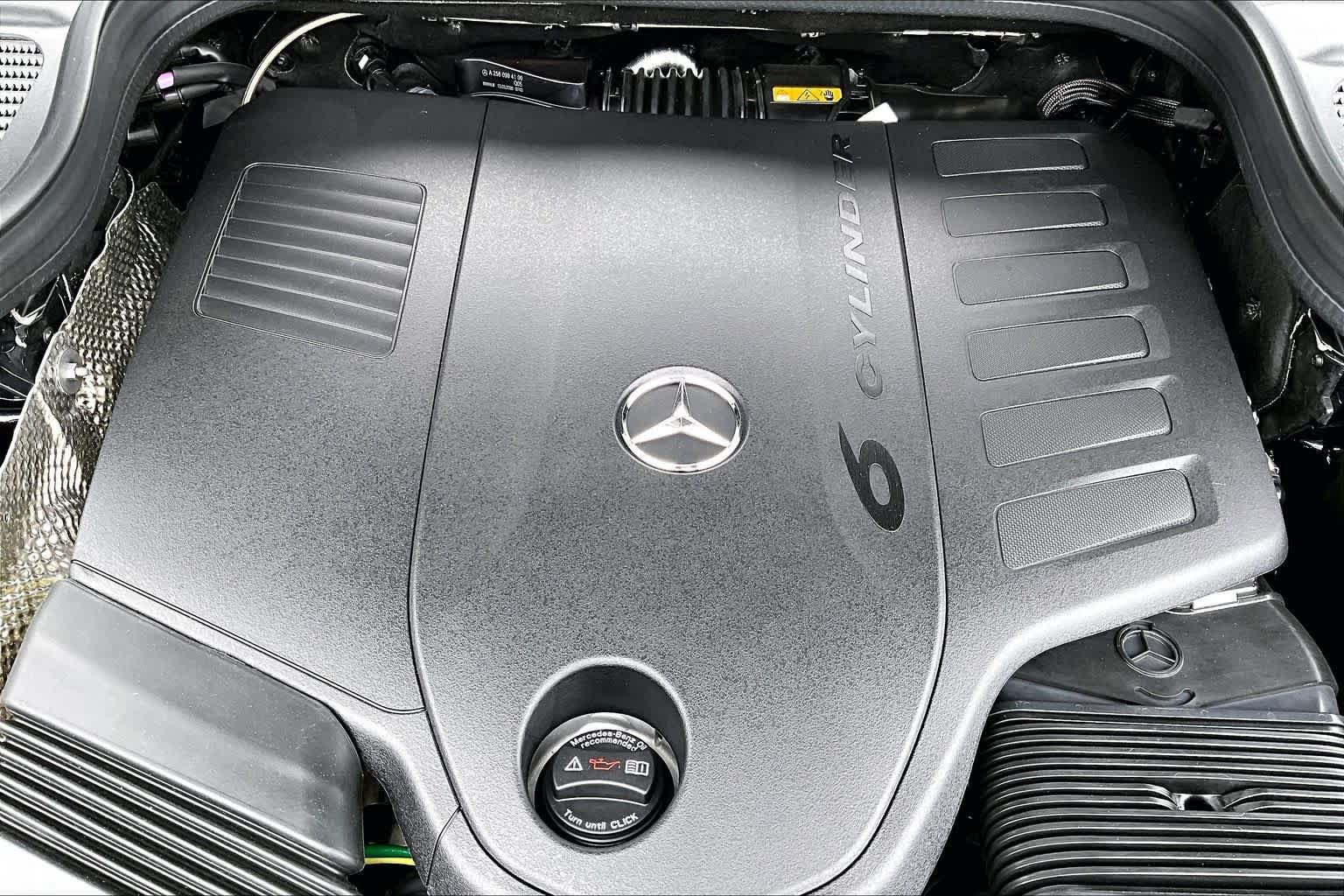 New 2026 Black Mercedes-Benz GLE 450 image 19