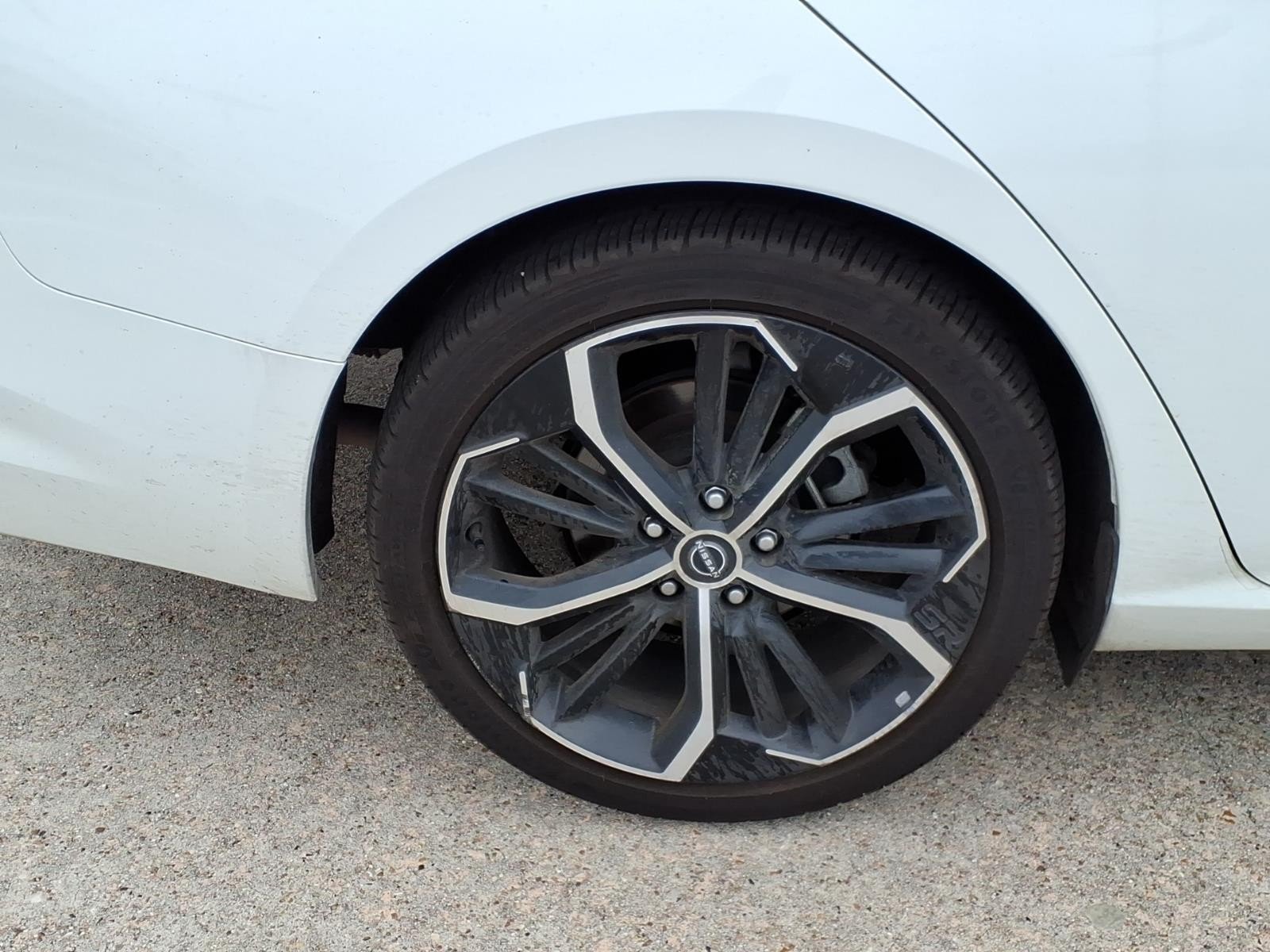 2023 Nissan Altima 2.5 SR White at G Motors