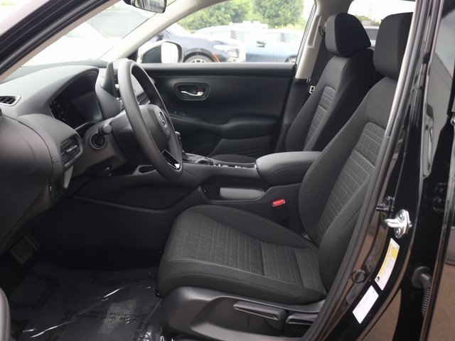 2026 Honda HR-V LX photo 3