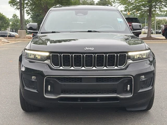 Used 2021 Black Jeep Overland image 16