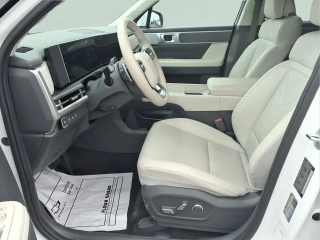 Used 2026  Hyundai SEL image 19