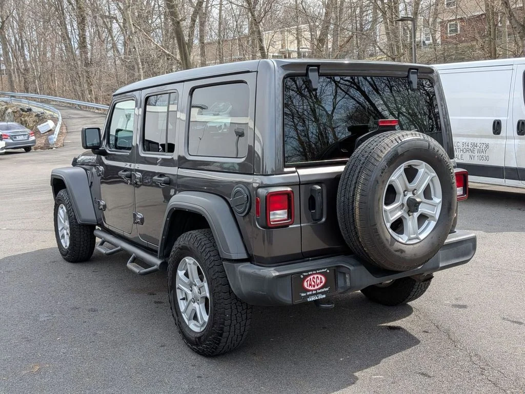 Used 2022 Gray Jeep Unlimited Sport S image 8