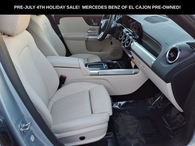 Used 2026 Silver Mercedes-Benz GLB 250 image 17