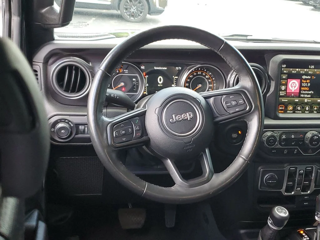 Used 2021 Black Jeep Unlimited Sport Altitude image 10