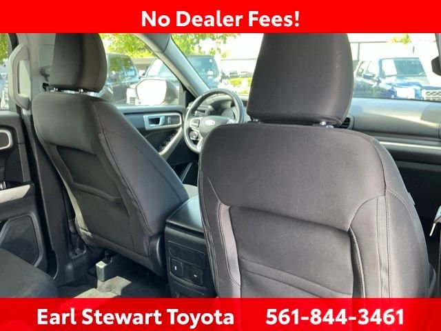 Used 2022 Gray Ford XLT image 39