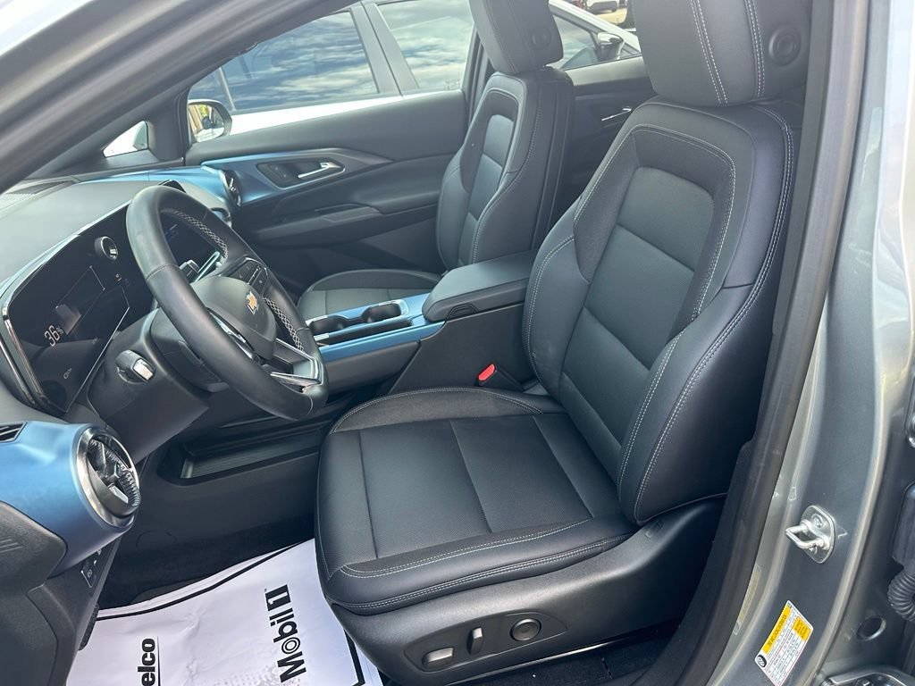 2024 Chevrolet Equinox EV LT - Photo 13