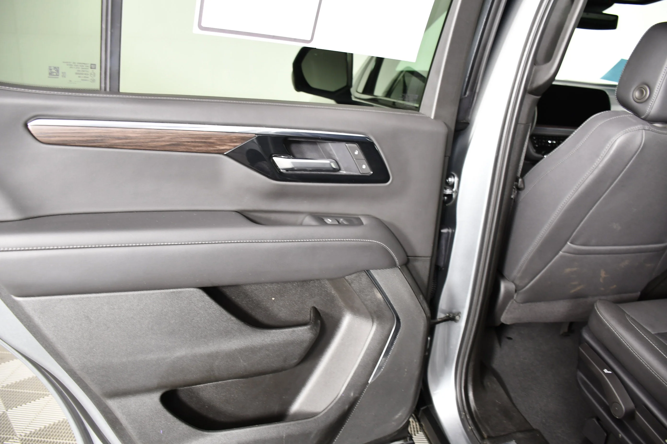 Used 2025 Sterling Gray Metallic Chevrolet Z71 image 48