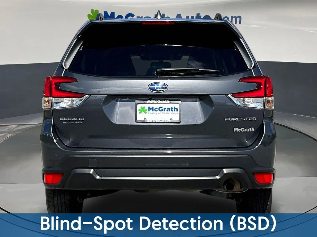 Used 2023 Gray Subaru Premium image 7