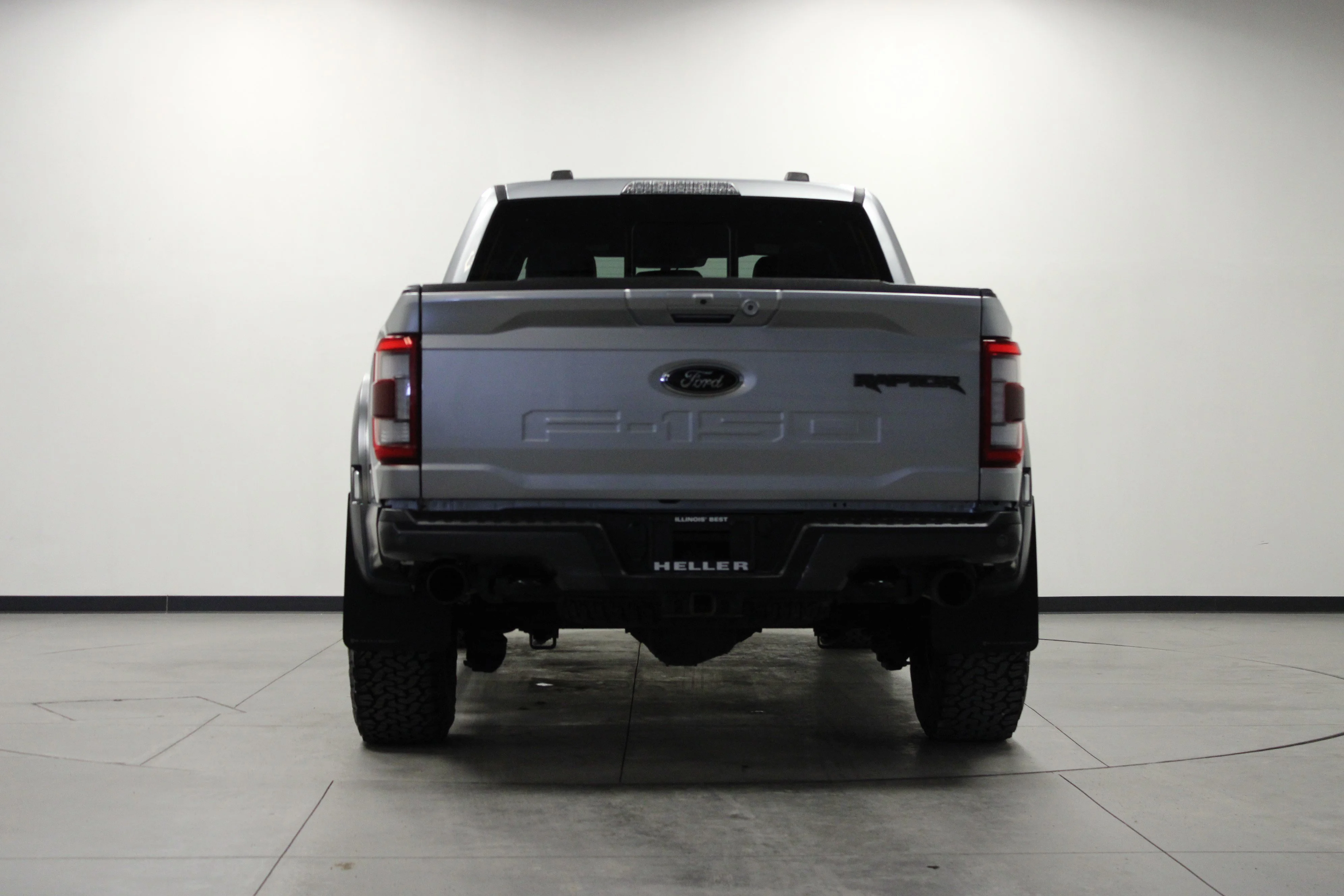 Used 2022 Silver Metallic Ford Raptor image 5