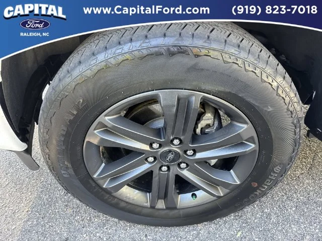 Used 2023 White Ford XLT image 13