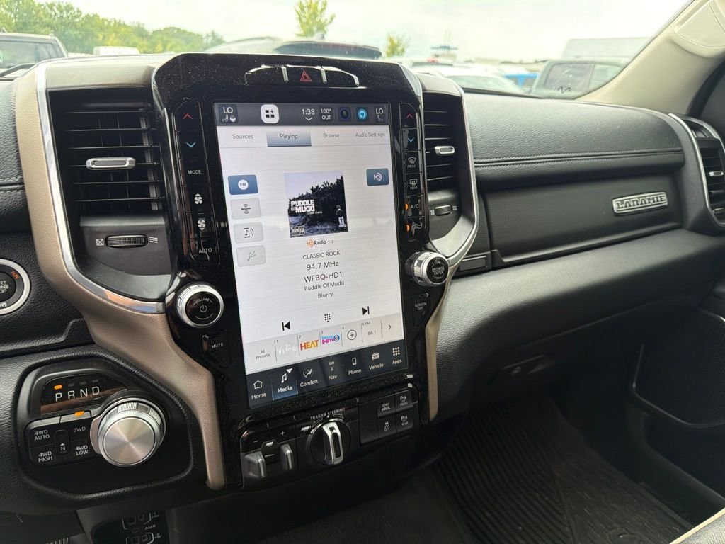 Used 2022 Black Ram Laramie image 18