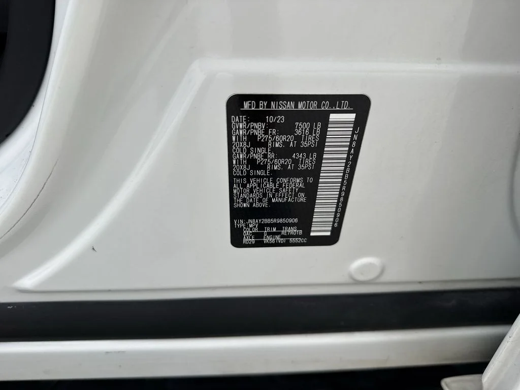 Used 2024 Aspen White Nissan SL image 61