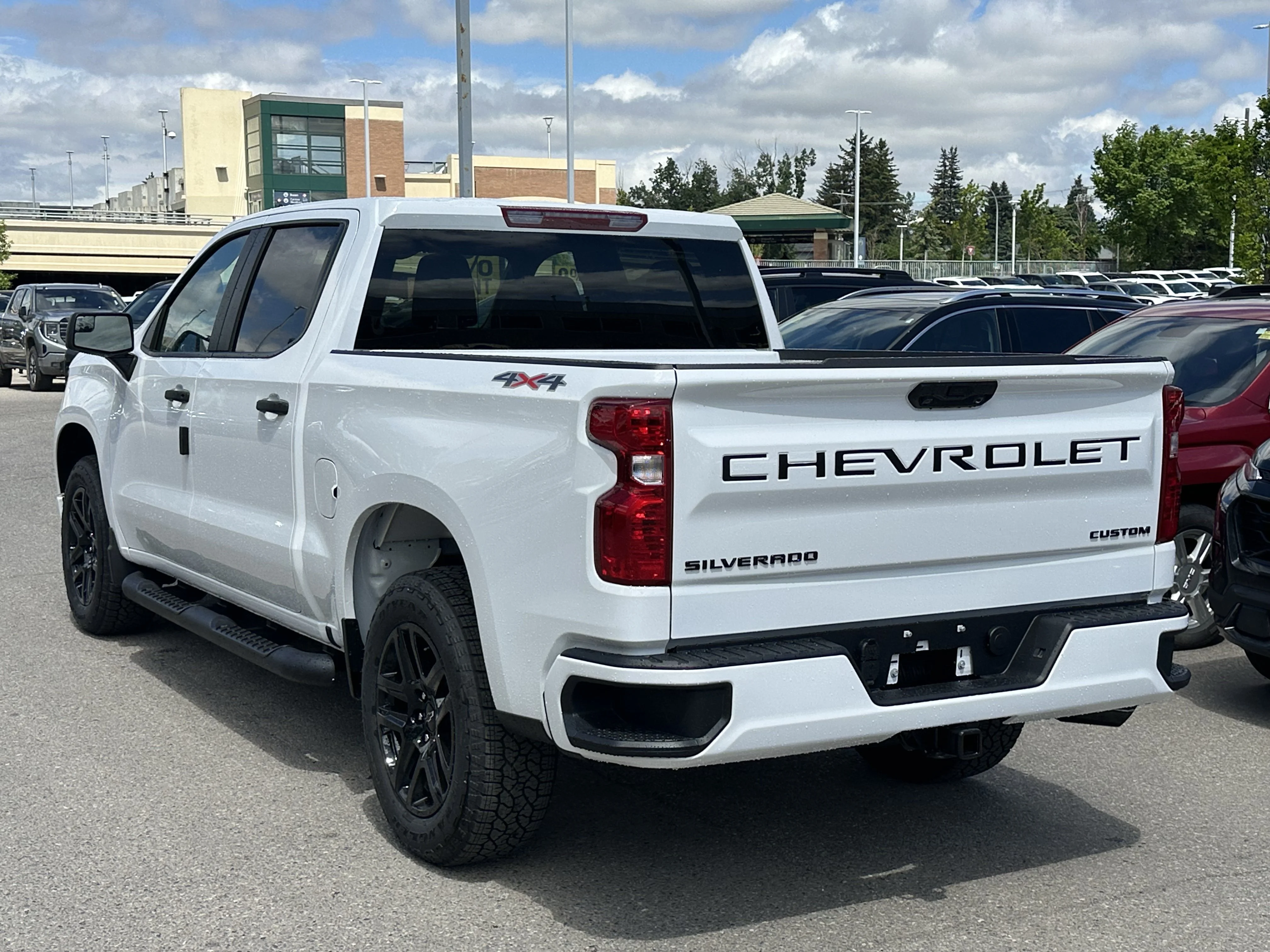 New 2026 Summit White Chevrolet Custom image 4
