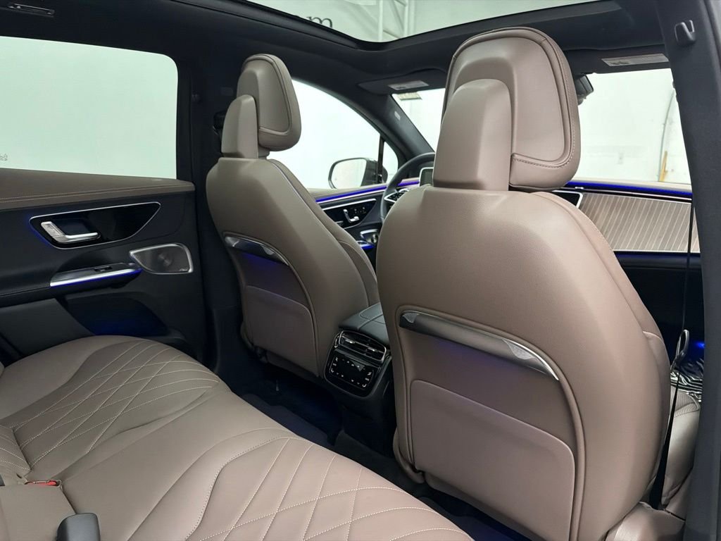 New 2027 Obsidian Black Metallic Mercedes-Benz EQE 320 image 27