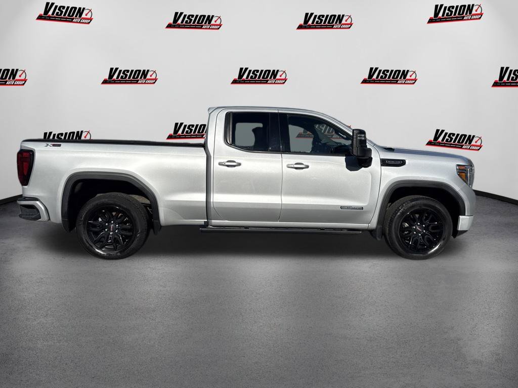 Used 2021 Silver GMC Elevation image 4