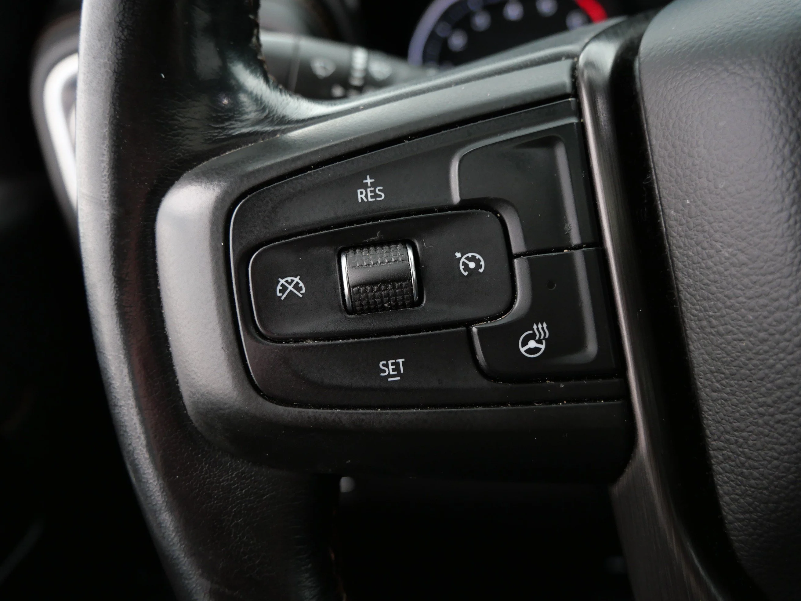 Used 2021 Summit White GMC AT4 image 28