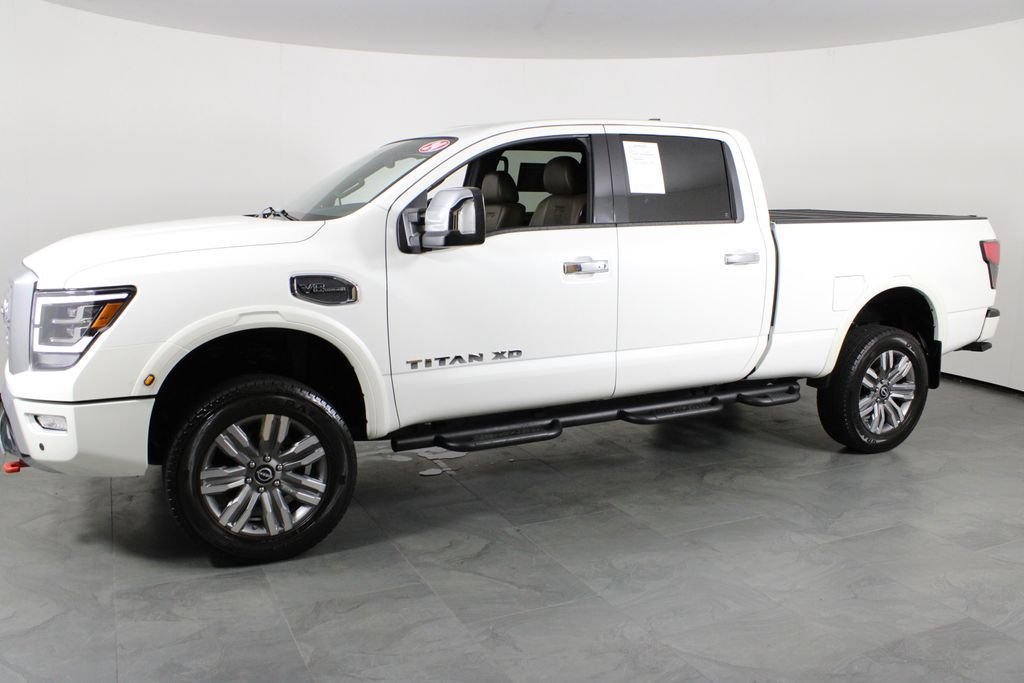 Used 2024 White Nissan Platinum Reserve image 11