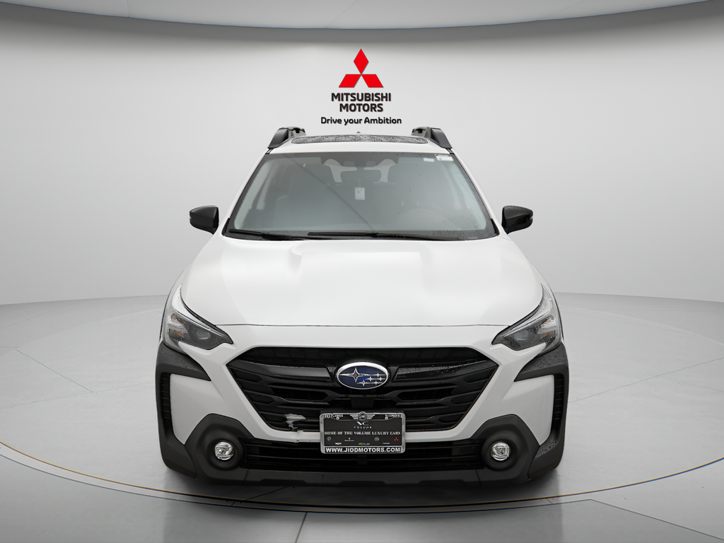 Used 2023 Crystal White Pearl Subaru Onyx Edition image 5