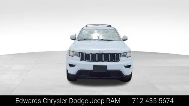 Used 2022 White Jeep Laredo E image 2