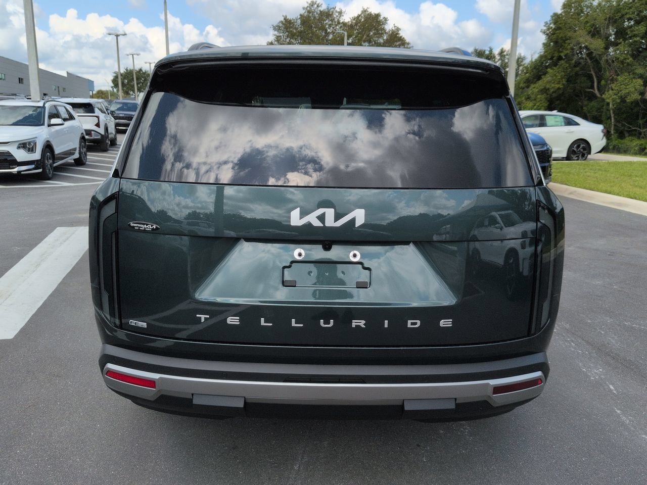 New 2027 Black Jade Green Kia EX image 5