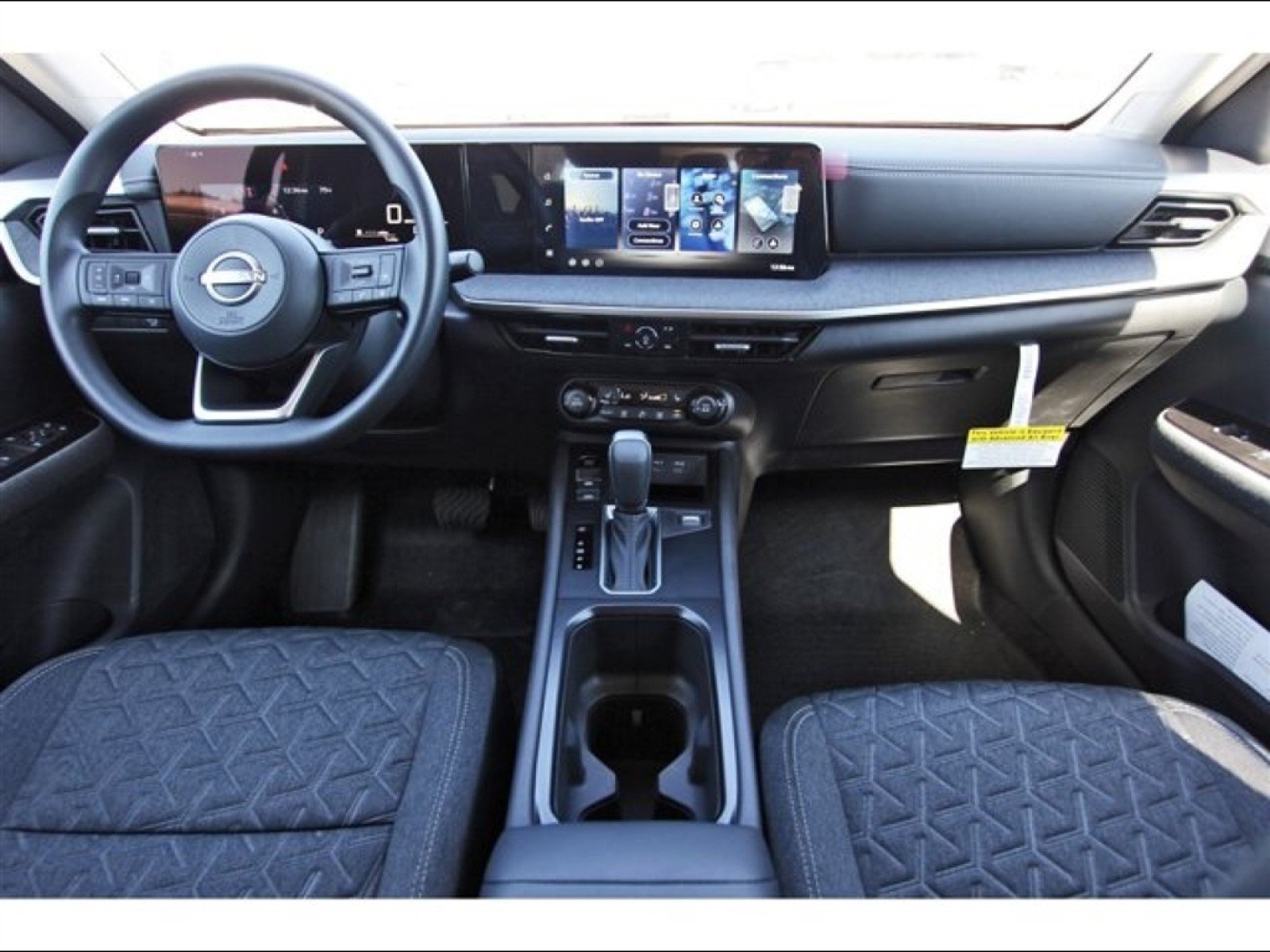 2026 Nissan Kicks SV - 7