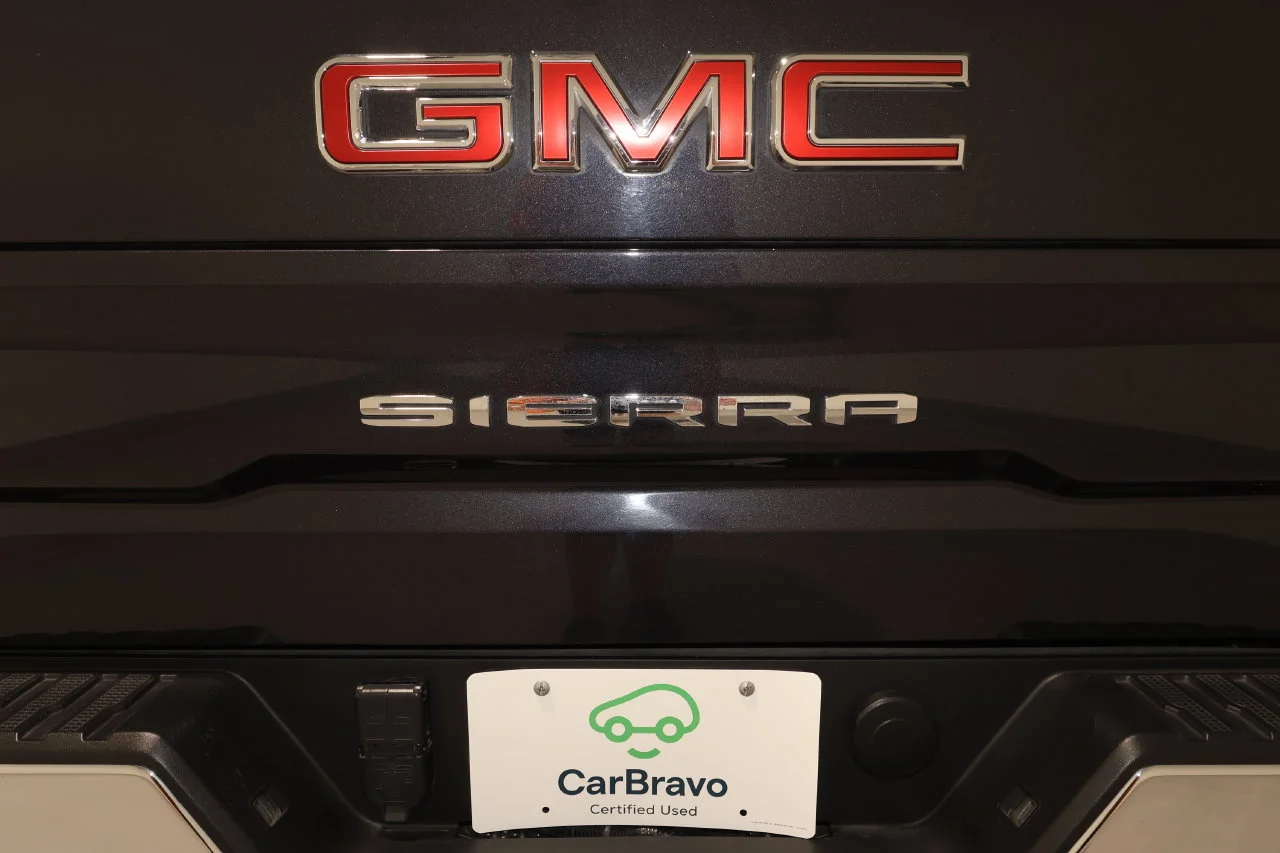 Certified Used 2023 TITANIUM RUSH METALLIC GMC SLT image 39
