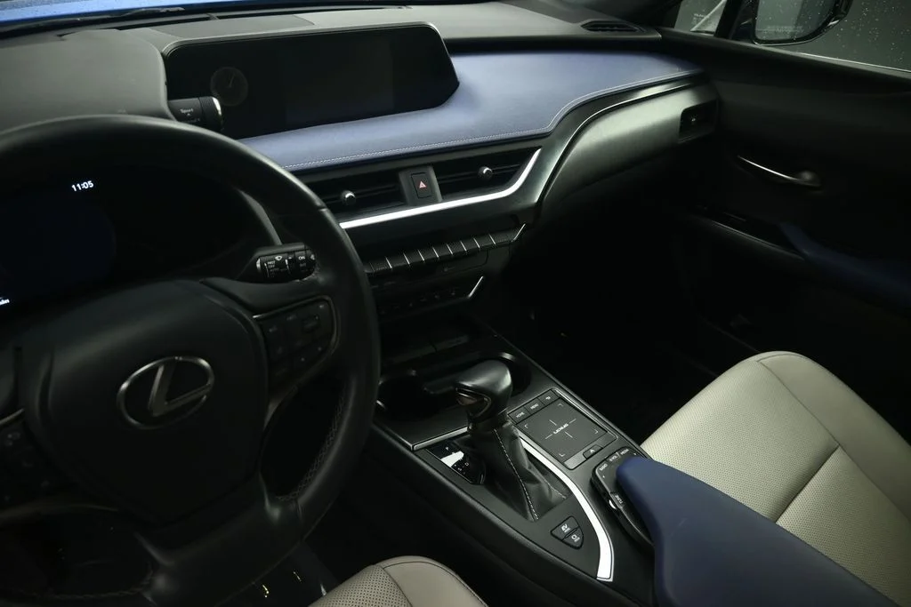Used 2021 Blue Lexus 250h Base image 55